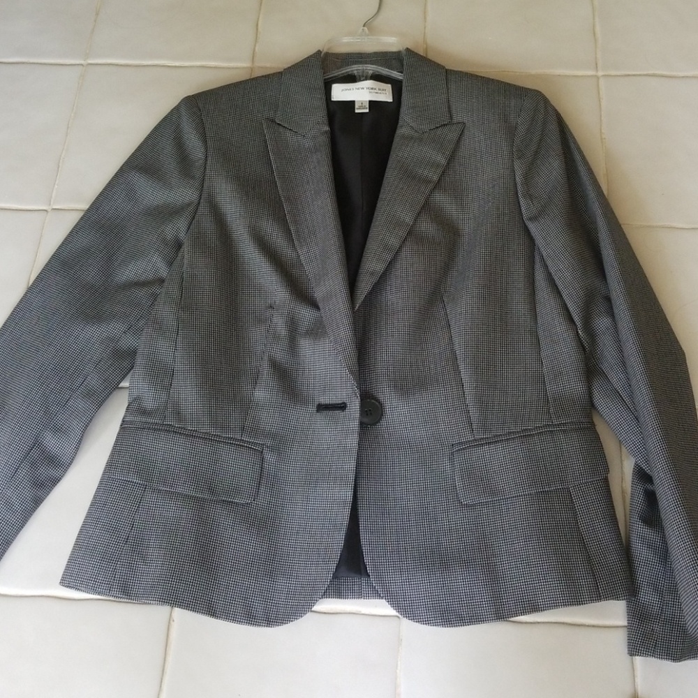 Jones New York Suit
